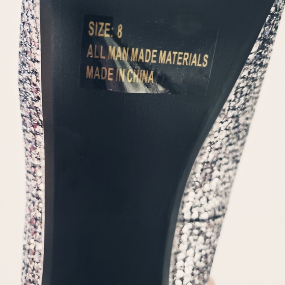 NEW Stilettos High Heels Silver Sparkly with Black Bows Sz 8 - Picture 9 of 9